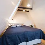 Niguliste 6 Old Town Penthouse * タリン