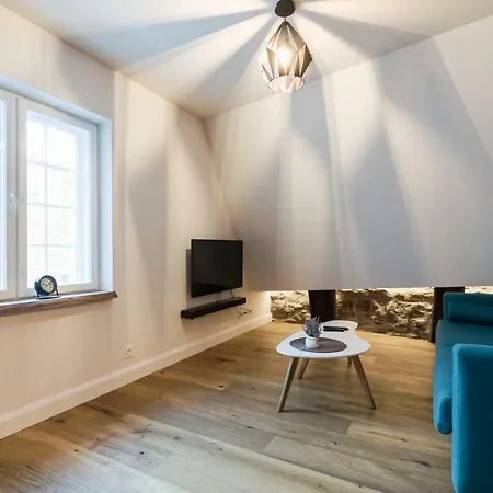 Niguliste 6 Old Town Penthouse Tallin